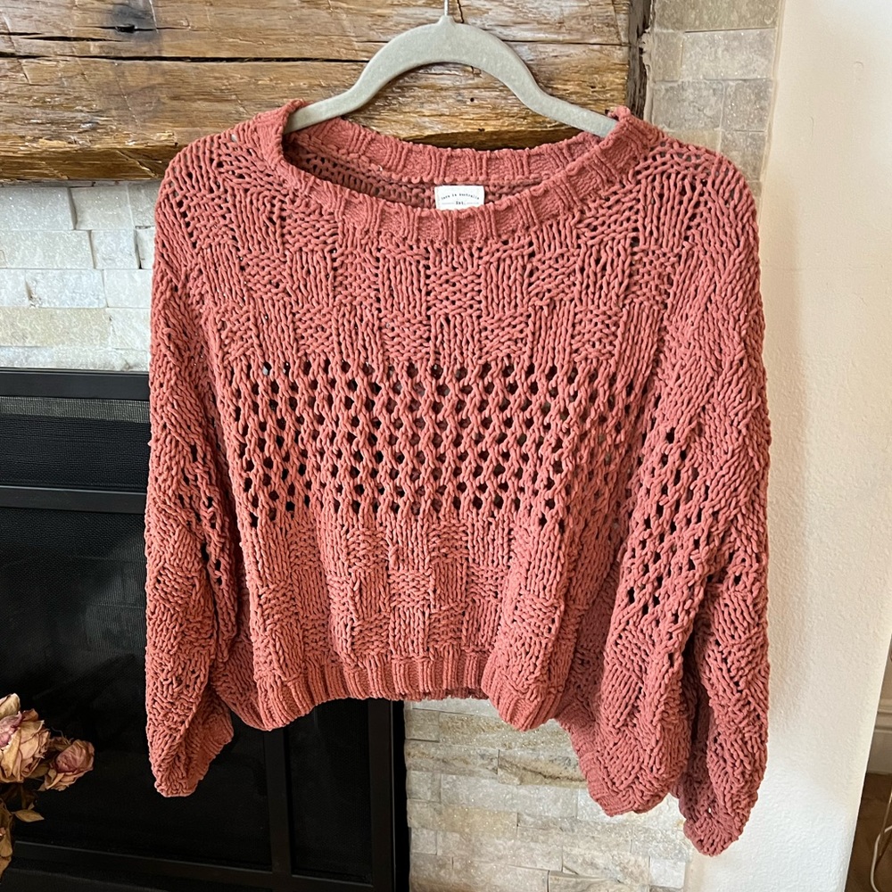 Billabong rust colored beach sweater